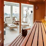 Vier Jahreszeiten Hotel 4*