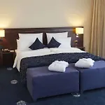 Vier Jahreszeiten Hotel