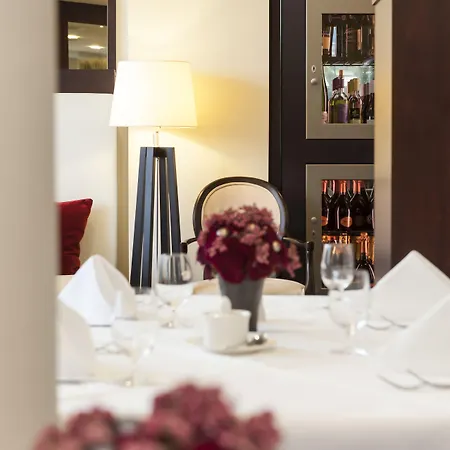 Hotel Vier Jahreszeiten 4*