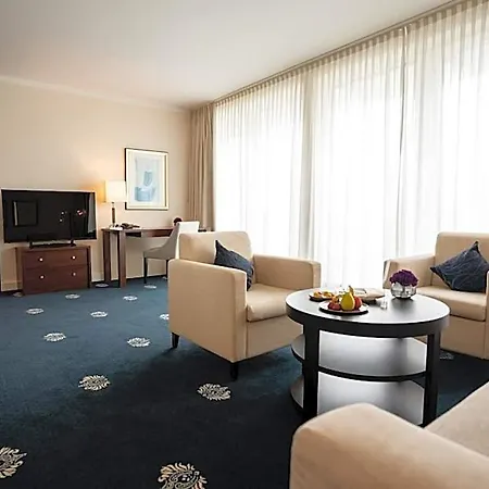 Vier Jahreszeiten Hotel