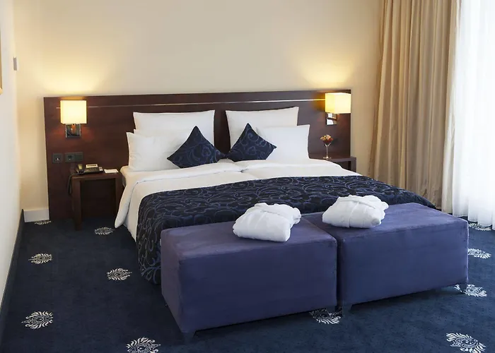 Vier Jahreszeiten Hotel